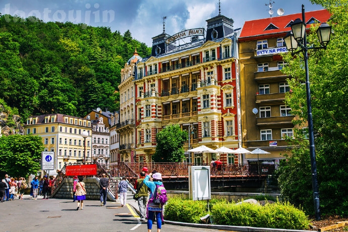 001CICTszy7c4U3Wo9J1b&amp;690.jpg